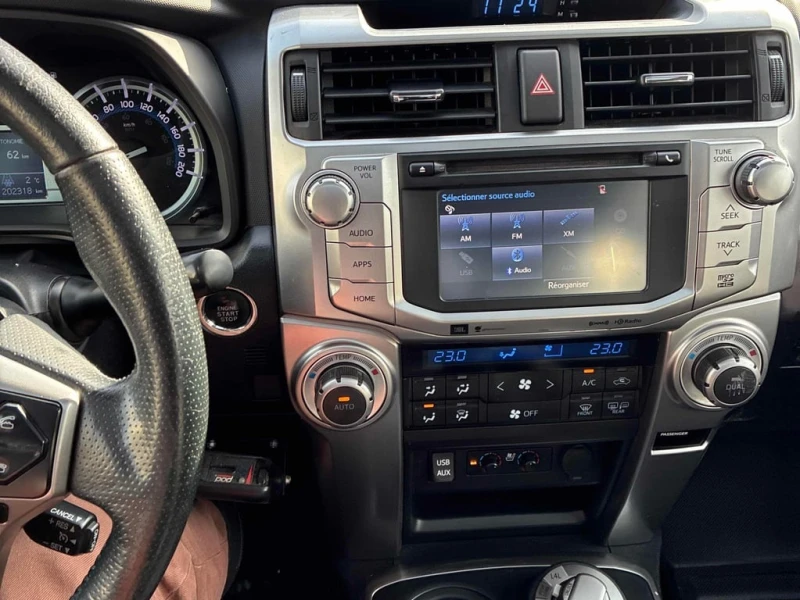 Toyota 4runner * SR5 * CARFAX * БЕЗ ПЪРВОНАЧАЛНА ВНОСКА, снимка 9 - Автомобили и джипове - 52851520