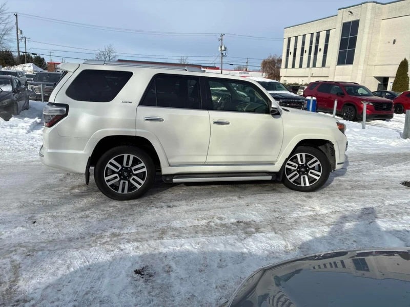 Toyota 4runner * SR5 * CARFAX * БЕЗ ПЪРВОНАЧАЛНА ВНОСКА, снимка 3 - Автомобили и джипове - 52851520