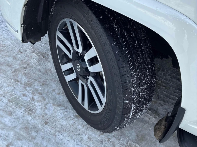 Toyota 4runner * SR5 * CARFAX * БЕЗ ПЪРВОНАЧАЛНА ВНОСКА, снимка 7 - Автомобили и джипове - 52851520