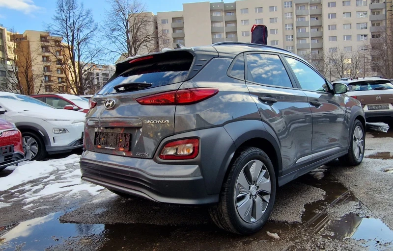 Hyundai Kona 64KWh/Premium/SOH100%, снимка 3 - Автомобили и джипове - 53449363