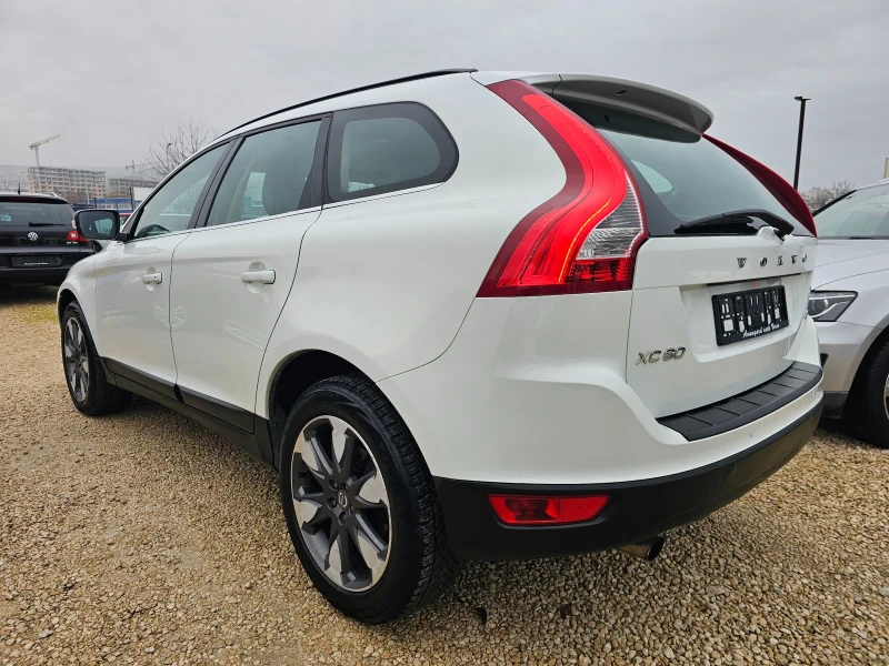Volvo XC60 2.0D, 163к.с., снимка 6 - Автомобили и джипове - 53471719