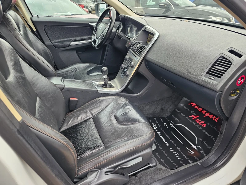 Volvo XC60 2.0D, 163к.с., снимка 9 - Автомобили и джипове - 53471719