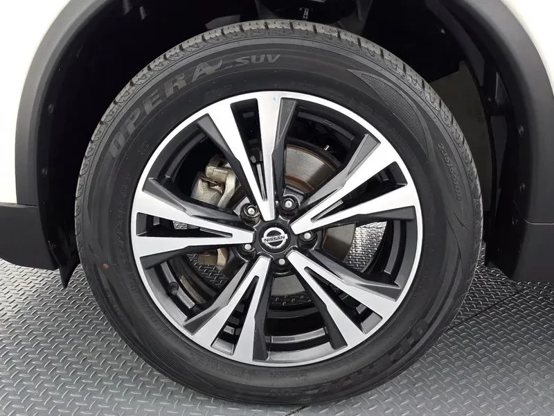 Nissan X-trail 2.5 4Wd, снимка 5 - Автомобили и джипове - 56666653