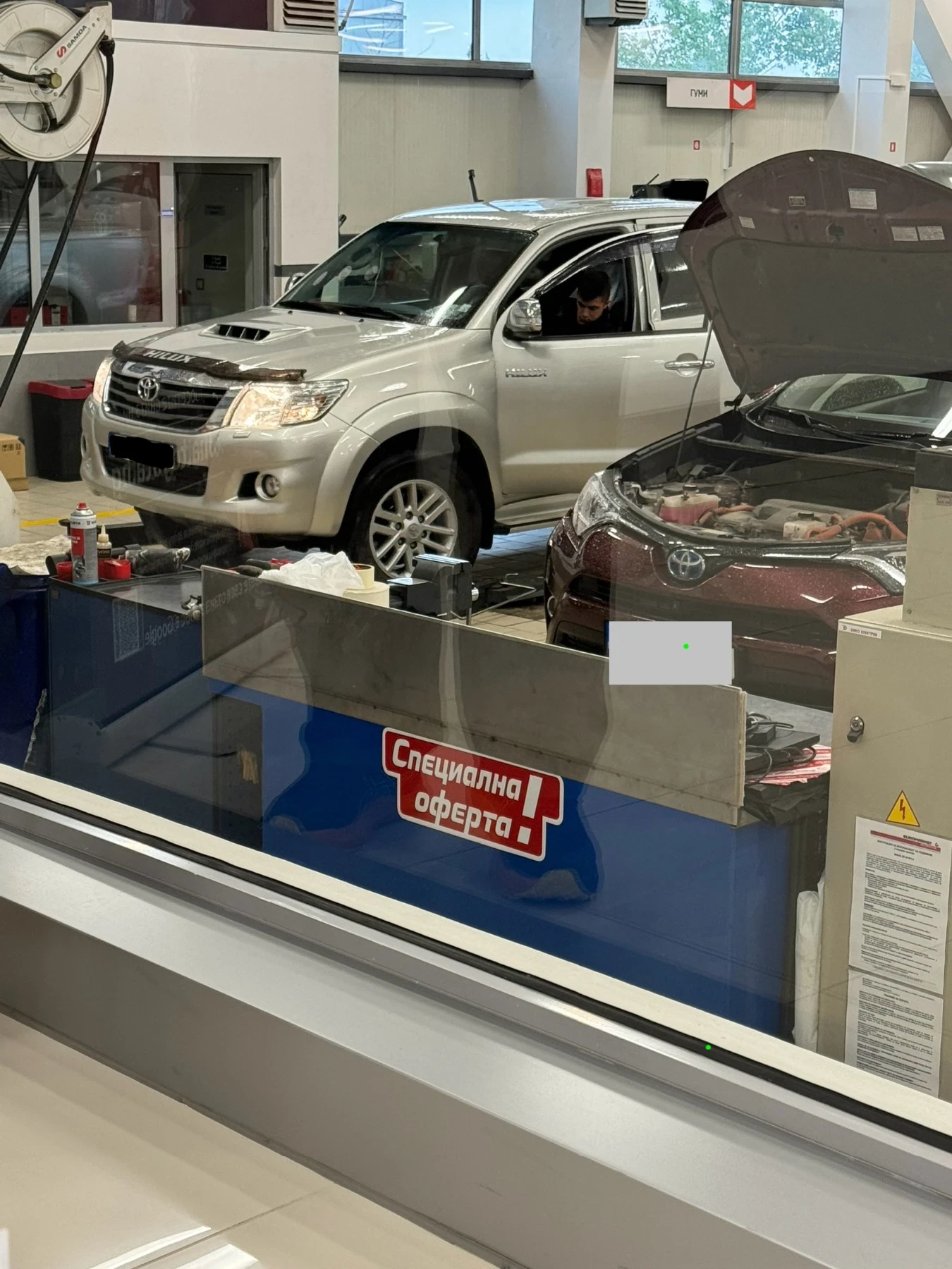 Toyota Hilux 3.0 D4D / 171к.с. ТОП - изображение 2
