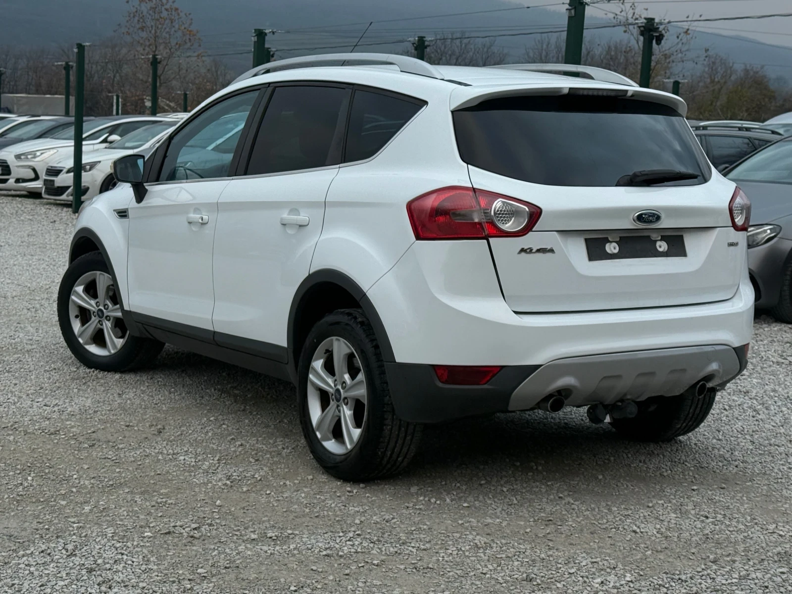 Ford Kuga 2.0 TDCI  - изображение 4