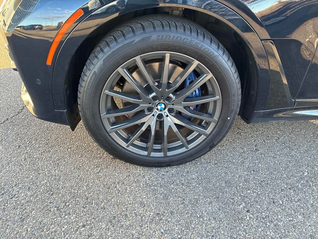 BMW X7 * xDrive40i * CARFAX *    | Mobile.bg   7