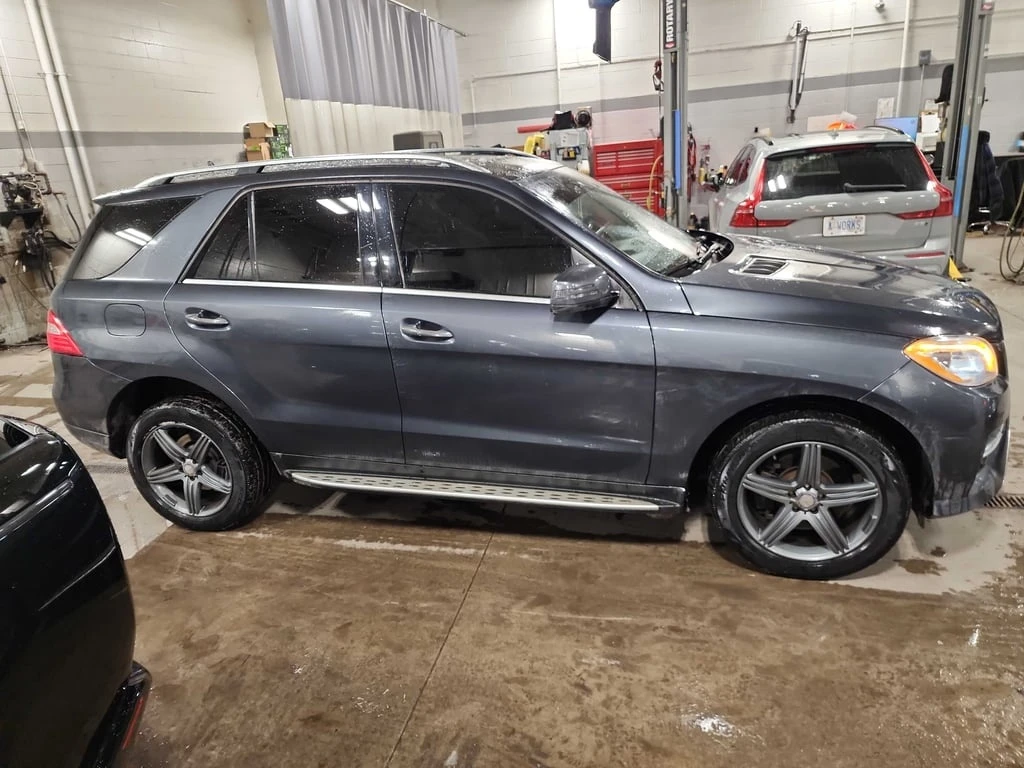 Mercedes-Benz ML 350 * BlueTEC * CARFAX * БЕЗ ПЪРВОНАЧАЛНА ВНОСКА - изображение 3