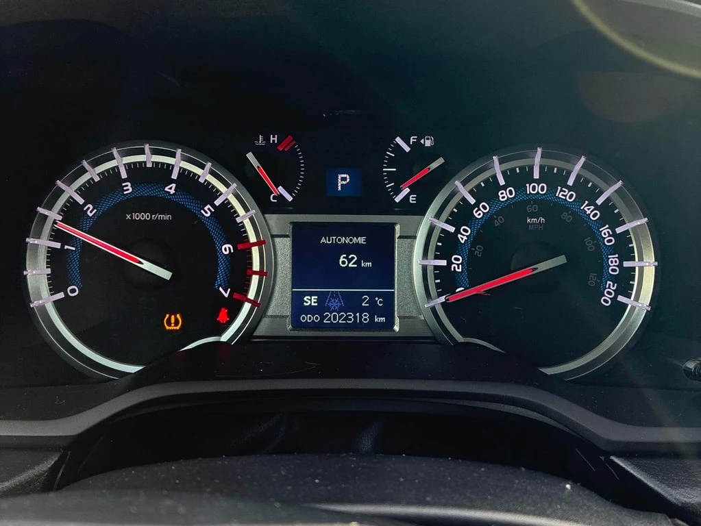 Toyota 4runner * SR5 * CARFAX * БЕЗ ПЪРВОНАЧАЛНА ВНОСКА - изображение 8