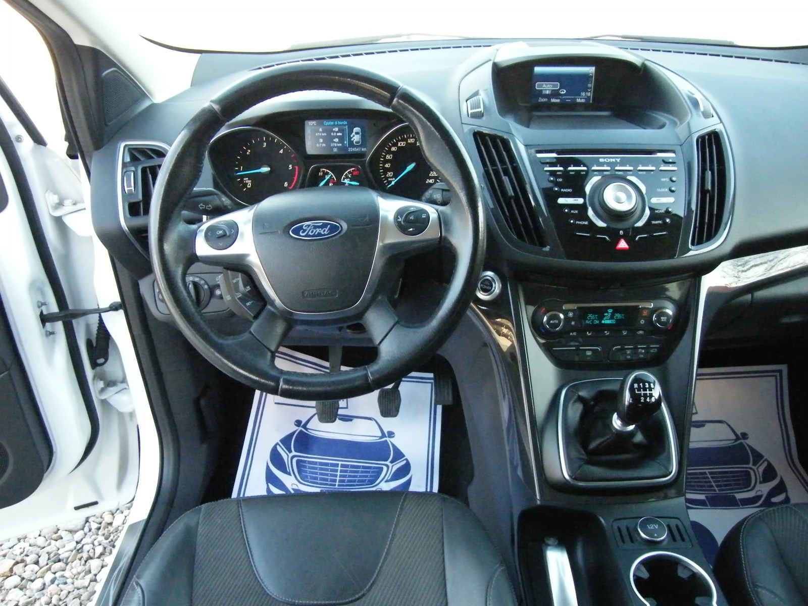 Ford Kuga 2.0TDCI 4x4, снимка 10 - Автомобили и джипове - 53821856