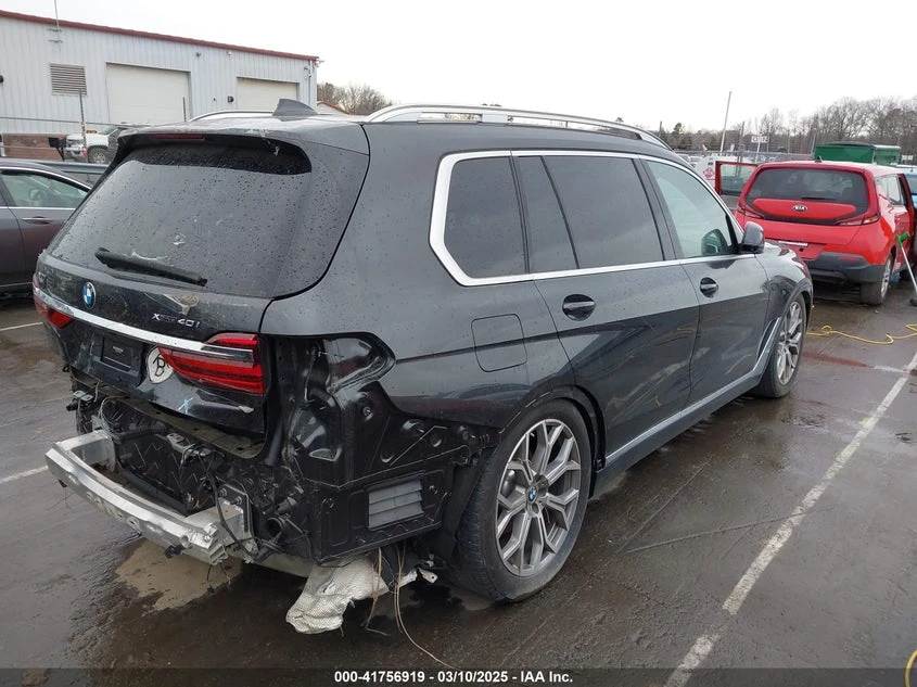 BMW X7 3l xDrive40I, снимка 4 - Автомобили и джипове - 54072153
