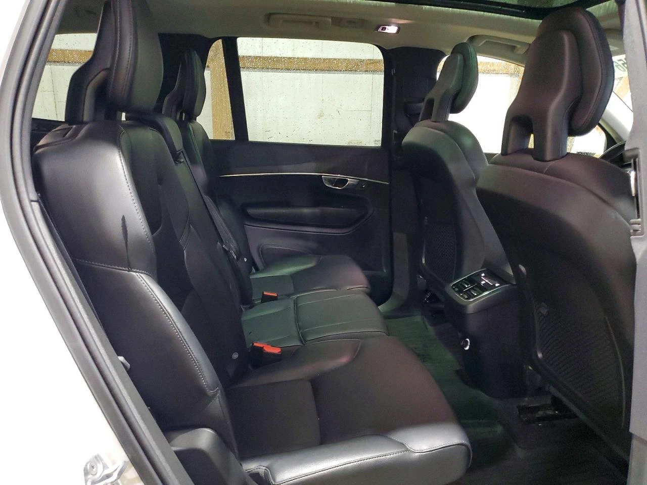 Volvo Xc90 2.0l T5 Momentum, снимка 11 - Автомобили и джипове - 54416837