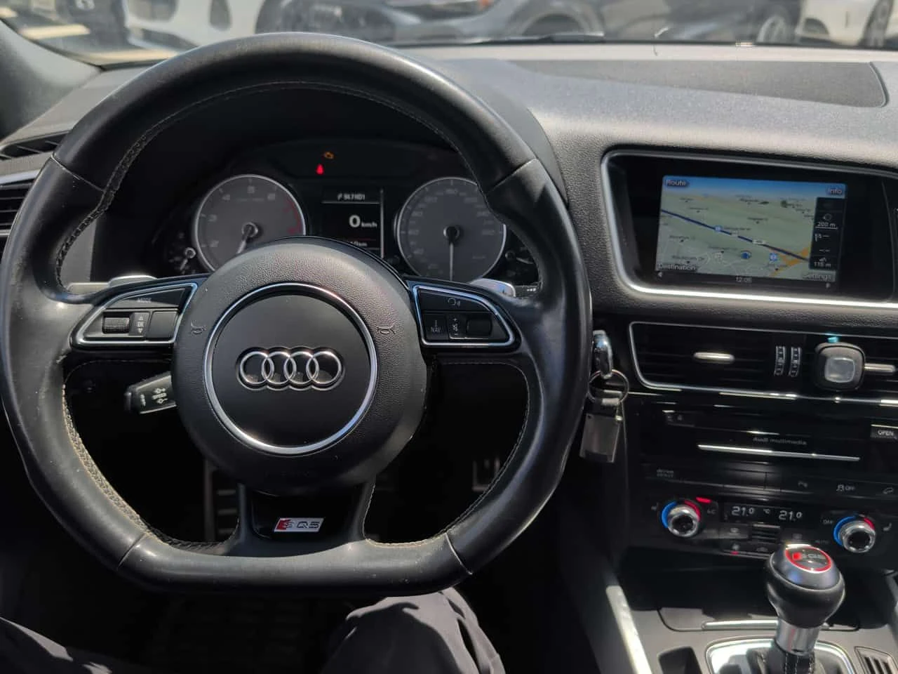 Audi SQ5 * CARFAX * ОТ ПРЕДСТАВИТЕЛТВО НА АУДИ * , снимка 9 - Автомобили и джипове - 54968525