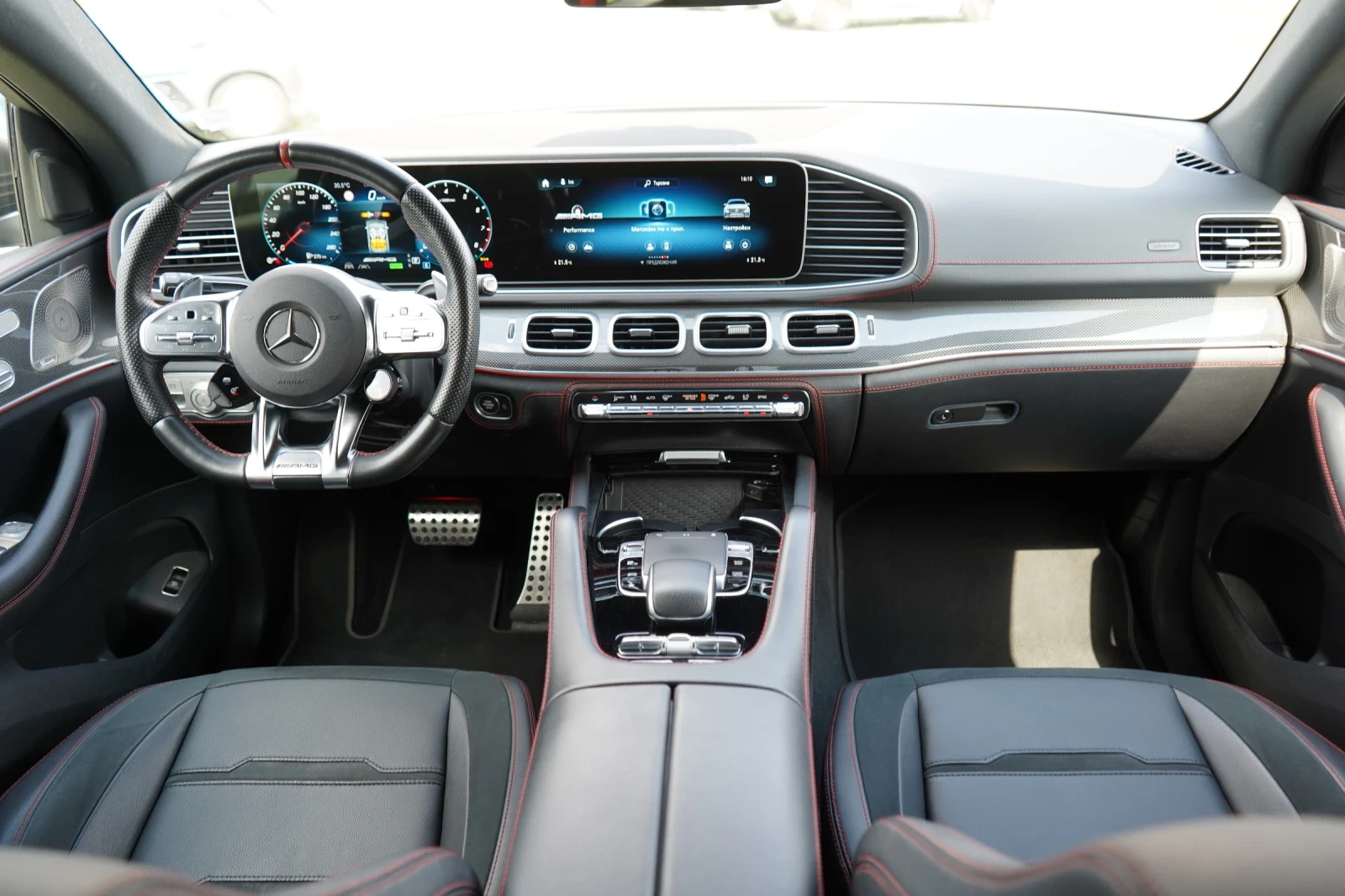 Mercedes-Benz GLE 53 4MATIC * Coupe* AMG* Burmester* 360* Keyless* Carbon* , снимка 15 - Автомобили и джипове - 55626310