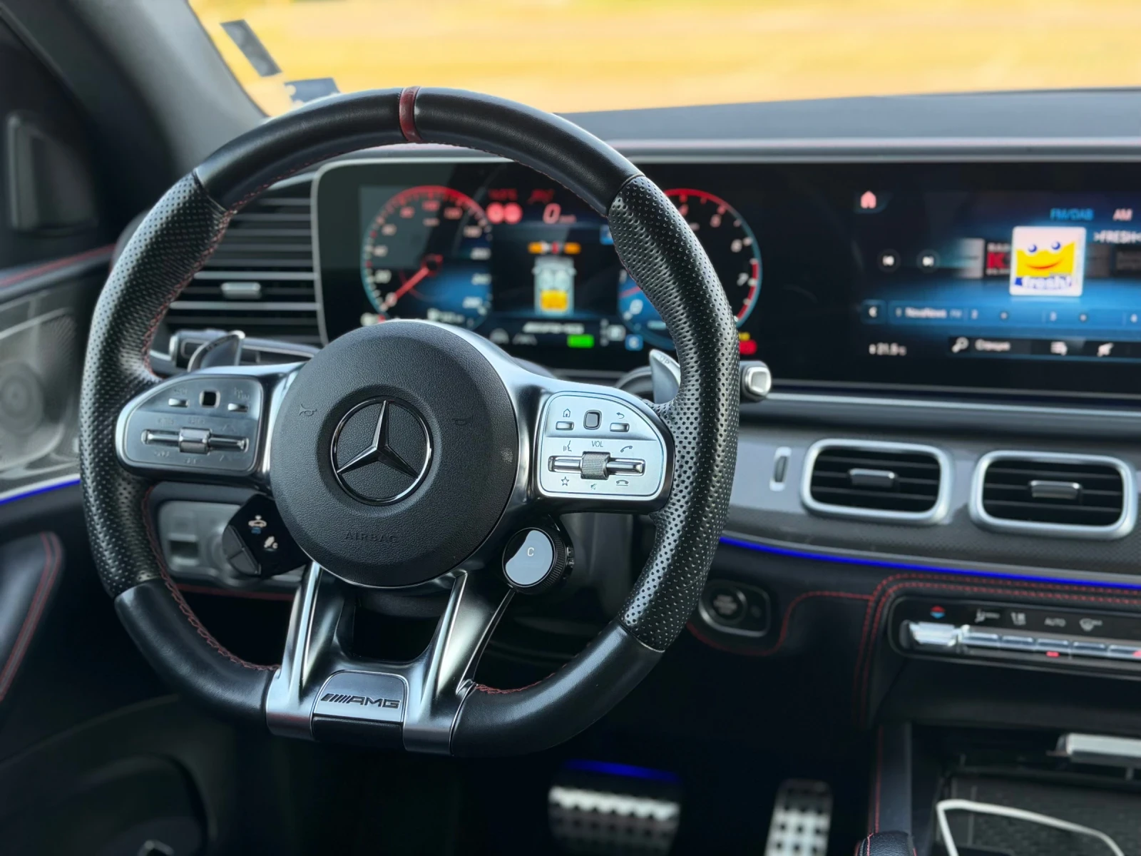 Mercedes-Benz GLE 53 4MATIC * Coupe* AMG* Burmester* 360* Keyless* Carbon* , снимка 10 - Автомобили и джипове - 55909271