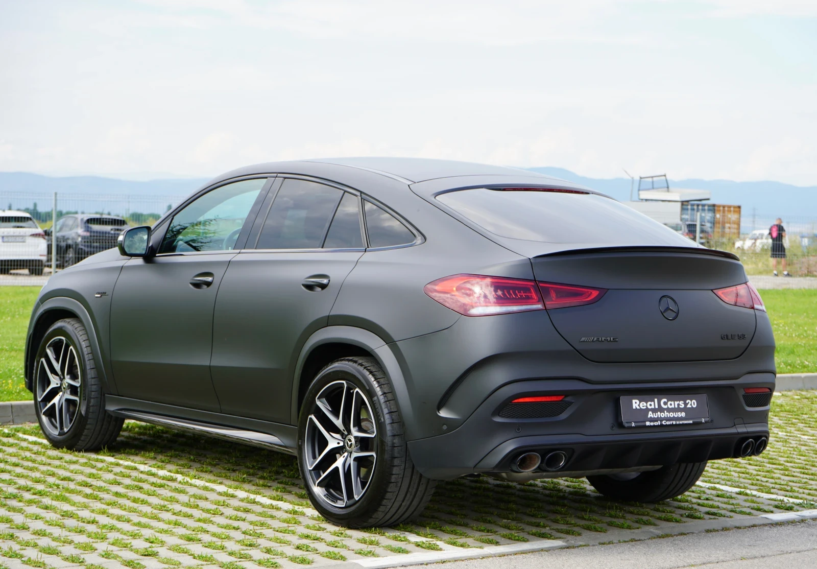 Mercedes-Benz GLE 53 4MATIC * Coupe* AMG* Burmester* 360* Keyless* Carbon* , снимка 6 - Автомобили и джипове - 55626310