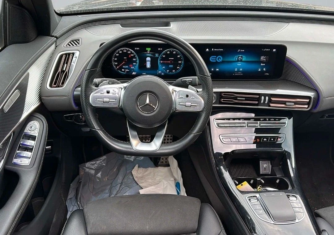 Mercedes-Benz EQC 400/4Matik/AMG/Hud/360kam, снимка 6 - Автомобили и джипове - 55708375