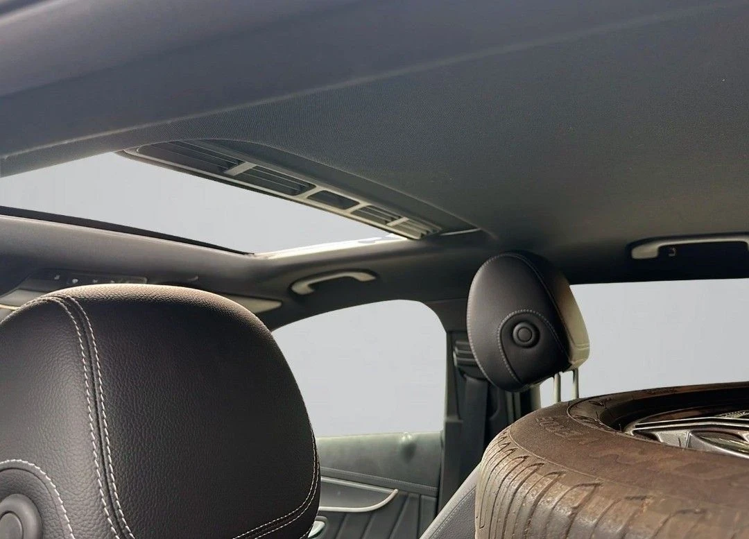 Mercedes-Benz EQC 400/4Matik/AMG/Hud/360kam, снимка 16 - Автомобили и джипове - 55708375