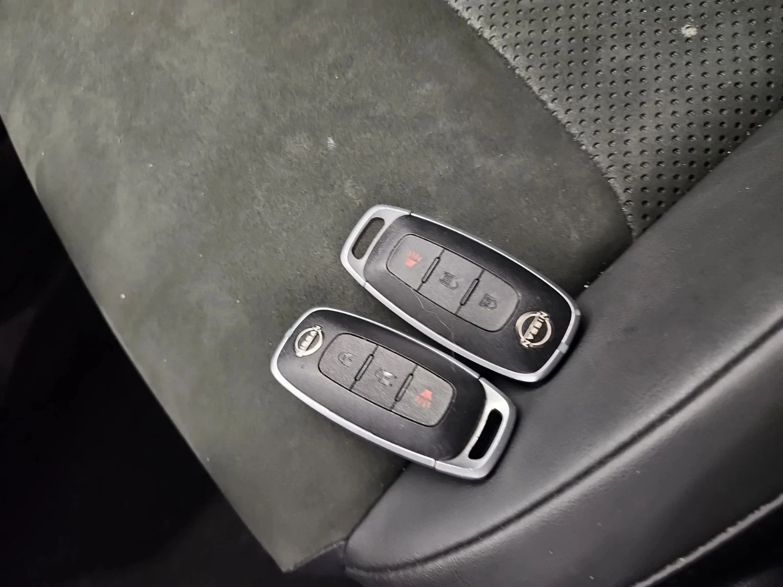 Nissan Ariya, снимка 8 - Автомобили и джипове - 56689708