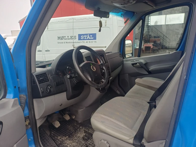 VW Crafter 2, 5tdi, 7 места., снимка 11 - Бусове и автобуси - 53343581