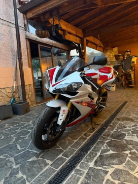 Yamaha YZF-R1, снимка 2