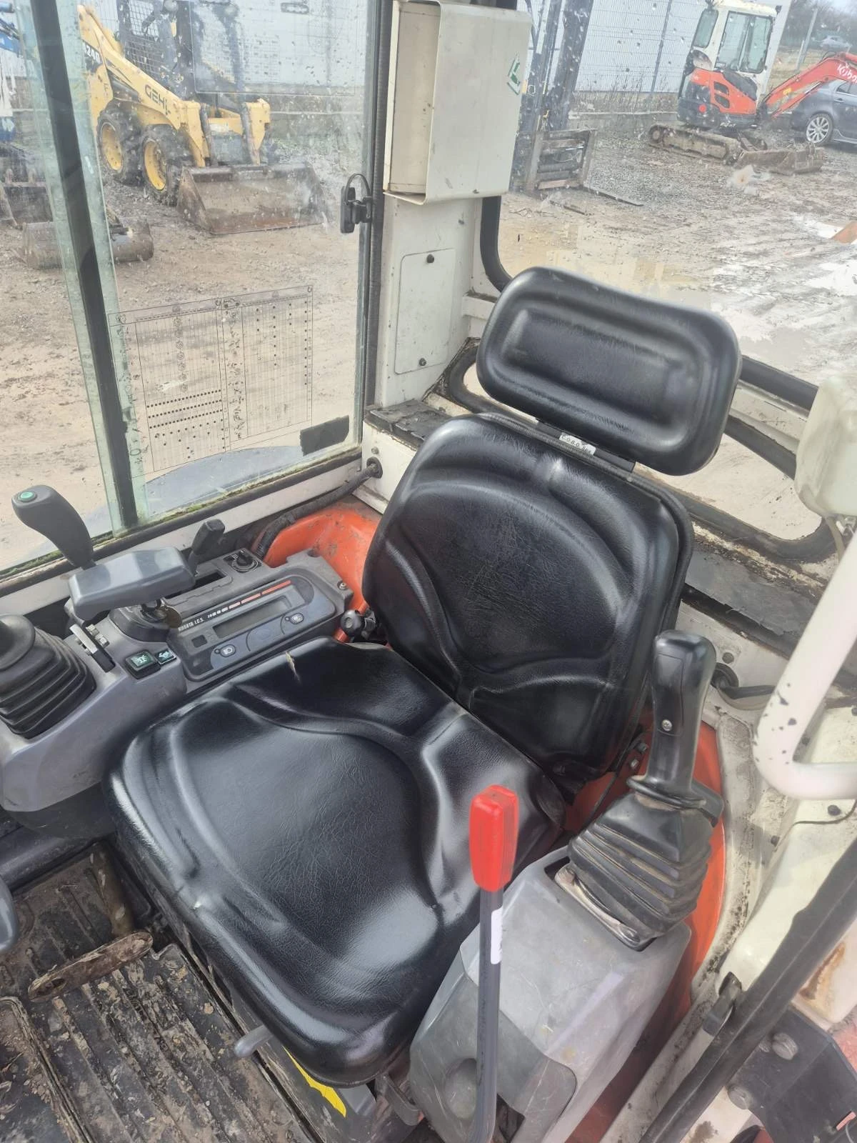 Багер Kubota U25 - изображение 5