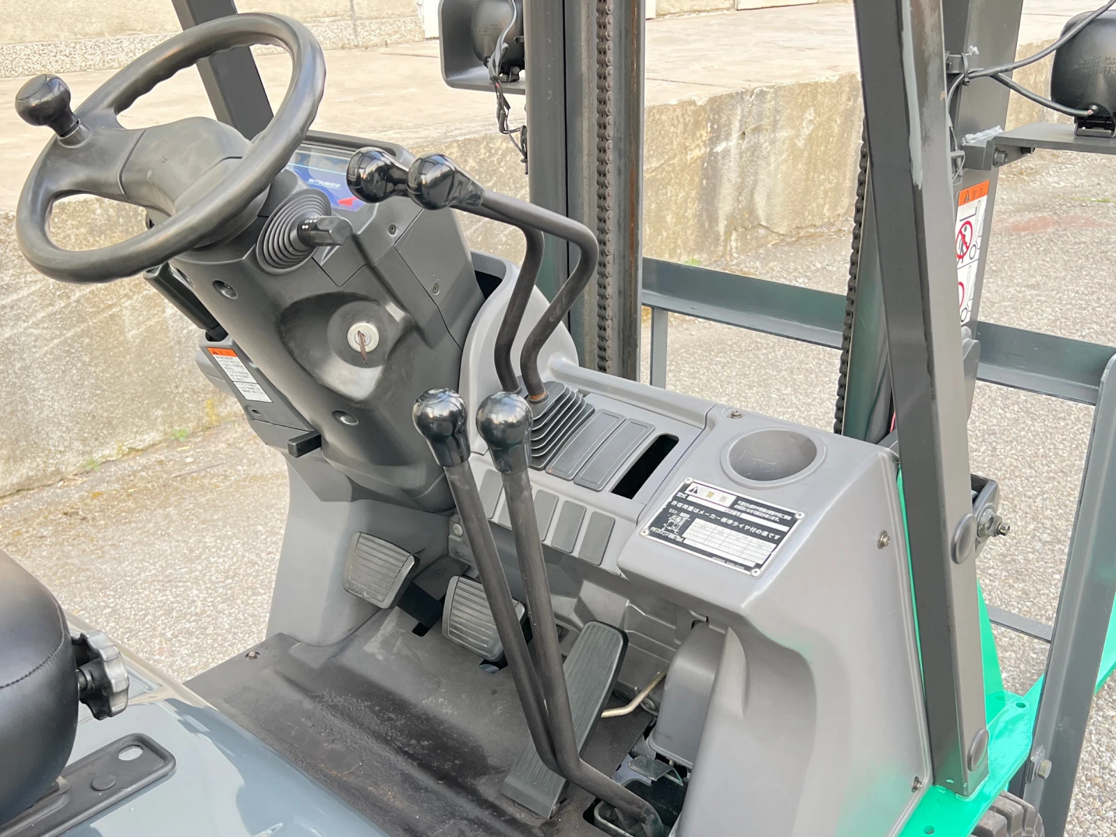  Mitsubishi 1.5  /   /  !!! | Mobile.bg   12