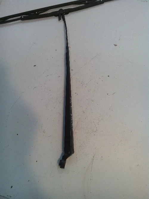 Предно ляво рамо чистачка за Рено Меган Сценик