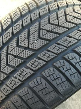 Гуми Зимни 305/30R20, снимка 2