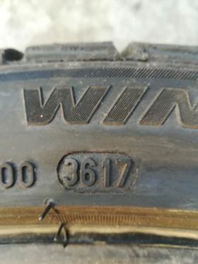 Гуми Зимни 305/30R20, снимка 4