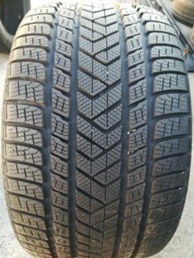      305/30R20