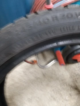 Гуми Зимни 245/40R20