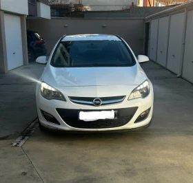     Opel Astra sports tourer 1.4 LPG