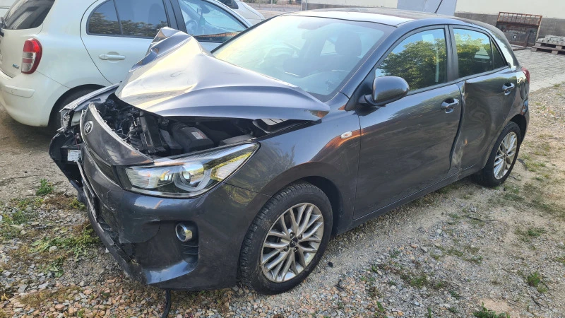 Kia Rio 1.3 benzin, снимка 3 - Автомобили и джипове - 47222767