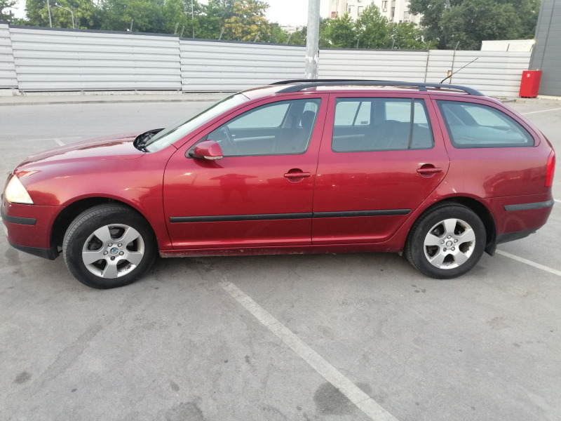 Skoda Octavia, снимка 1 - Автомобили и джипове - 46265024