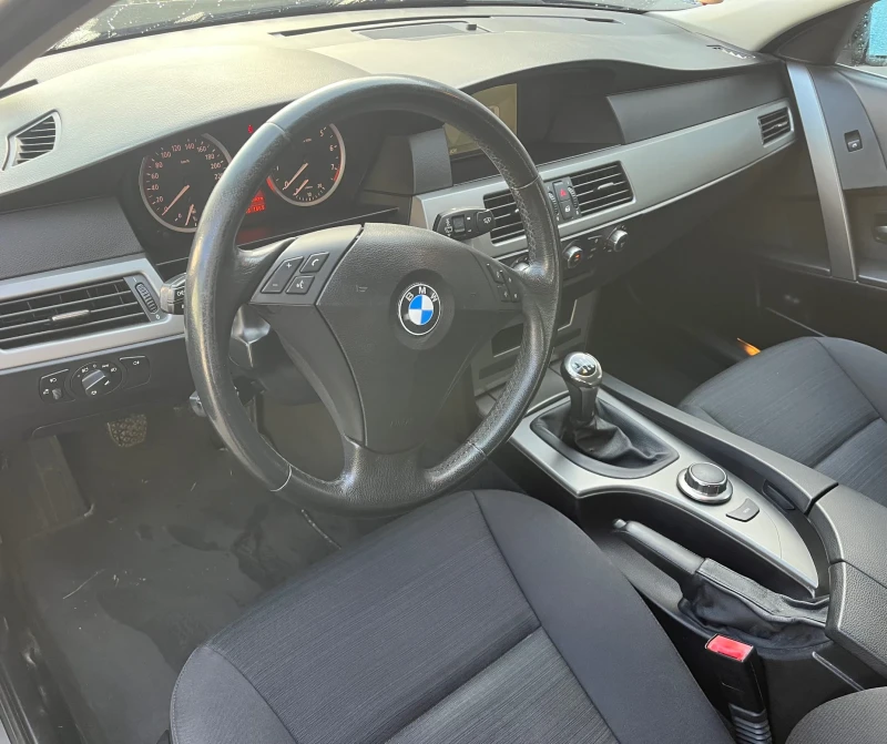 BMW 525 Xi, снимка 6 - Автомобили и джипове - 47539595