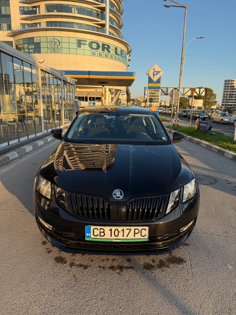 Skoda Octavia 1.5 TSI, снимка 2 - Автомобили и джипове - 48035843