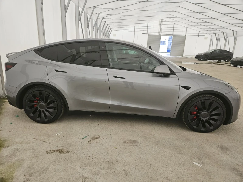 Tesla Model Y Performance, снимка 7 - Автомобили и джипове - 48398823