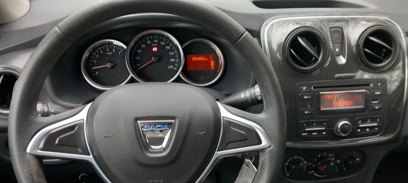 Dacia Sandero 1.0 SCe, снимка 5 - Автомобили и джипове - 49021791