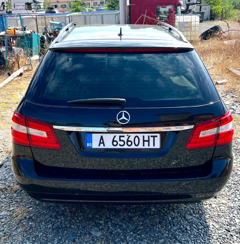 Mercedes-Benz E 250 W212, снимка 5 - Автомобили и джипове - 51431210