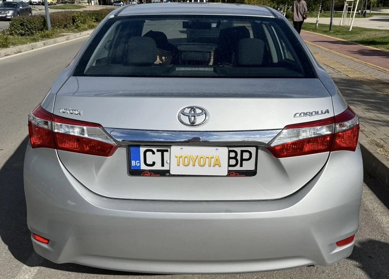 Toyota Corolla, снимка 4 - Автомобили и джипове - 52893020