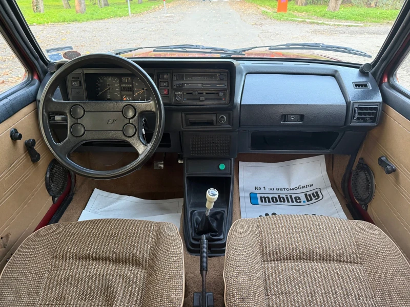 VW Golf 1.6 D, снимка 6 - Автомобили и джипове - 52800649