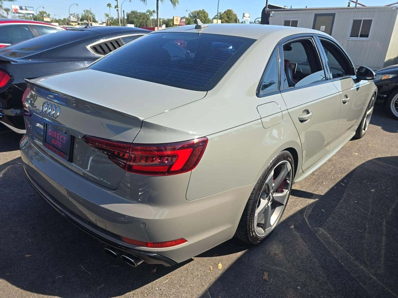 Audi S4 * CARFAX* БЕЗ ПЪРВОНАЧАЛНА* , снимка 2 - Автомобили и джипове - 52744265