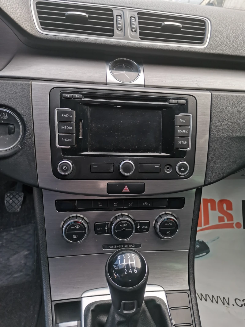 VW Passat VII Facelift, снимка 9 - Автомобили и джипове - 52834366