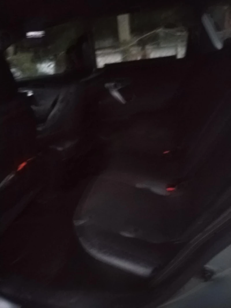 Nissan Primera P12, снимка 6 - Автомобили и джипове - 52877372