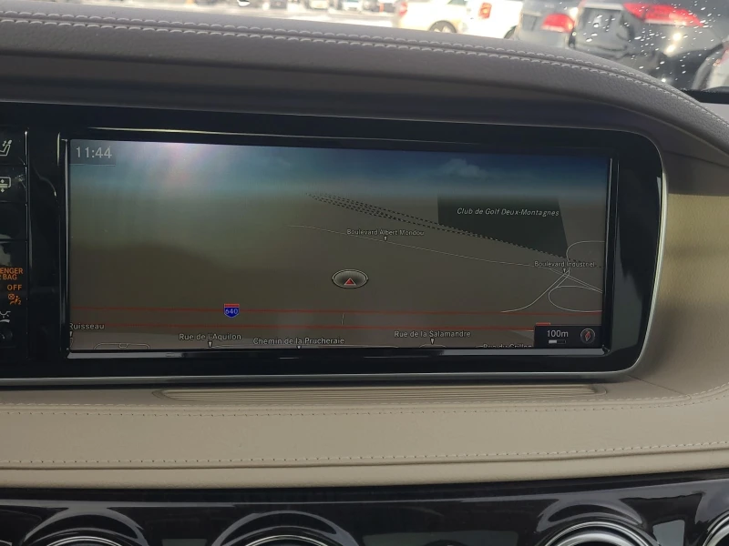 Mercedes-Benz S 550 4MATIC* * CARFAX * * АВТО КРЕДИТ * * , снимка 6 - Автомобили и джипове - 53246154