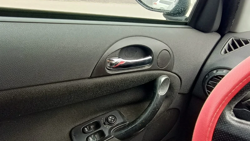 Alfa Romeo 147 1.6 twin spark 105 к.с, снимка 8 - Автомобили и джипове - 53500235