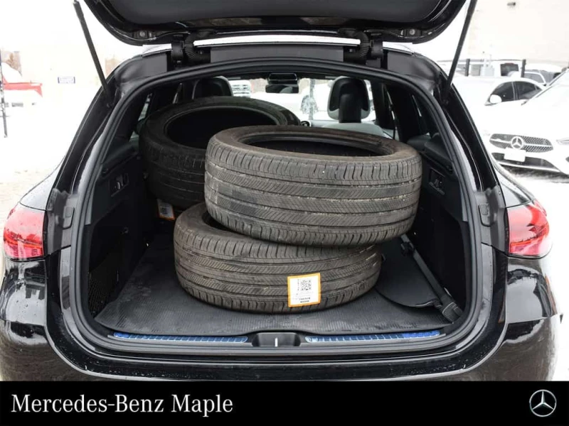 Mercedes-Benz C 300 * 4MATIC/ PREM/ SPORT/ DASH CAM * CARFAX * ЦЕНА ДО, снимка 9 - Автомобили и джипове - 53524640