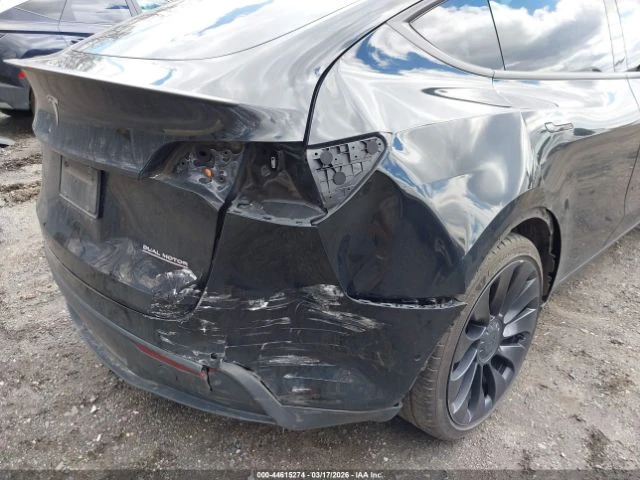 Tesla Model Y PERFORMANCE DUAL MOTOR AWD, снимка 6 - Автомобили и джипове - 54369982