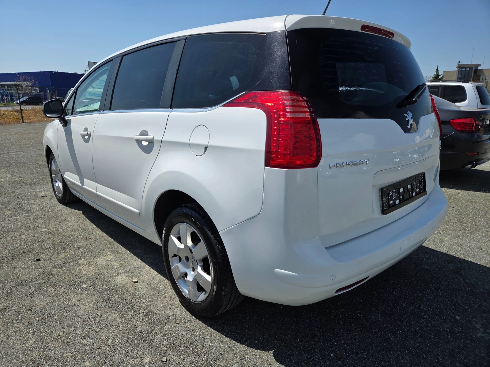 Peugeot 5008 1, 6HDI112ksAVTOMATIKTEMPOMATITALIAEU5B - изображение 4