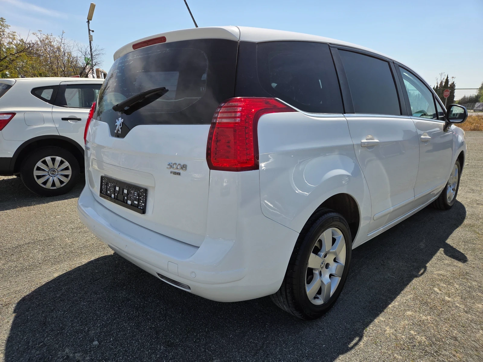 Peugeot 5008 1, 6HDI112ksAVTOMATIKTEMPOMATITALIAEU5B - изображение 6